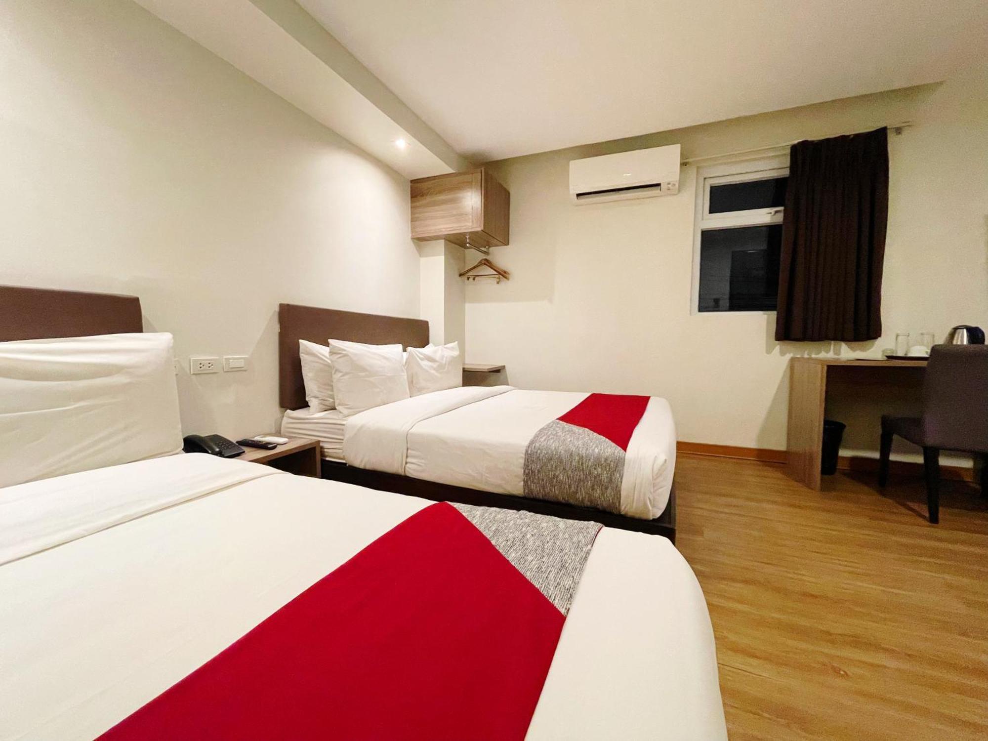 Airo Hotel Manila Bagian luar foto
