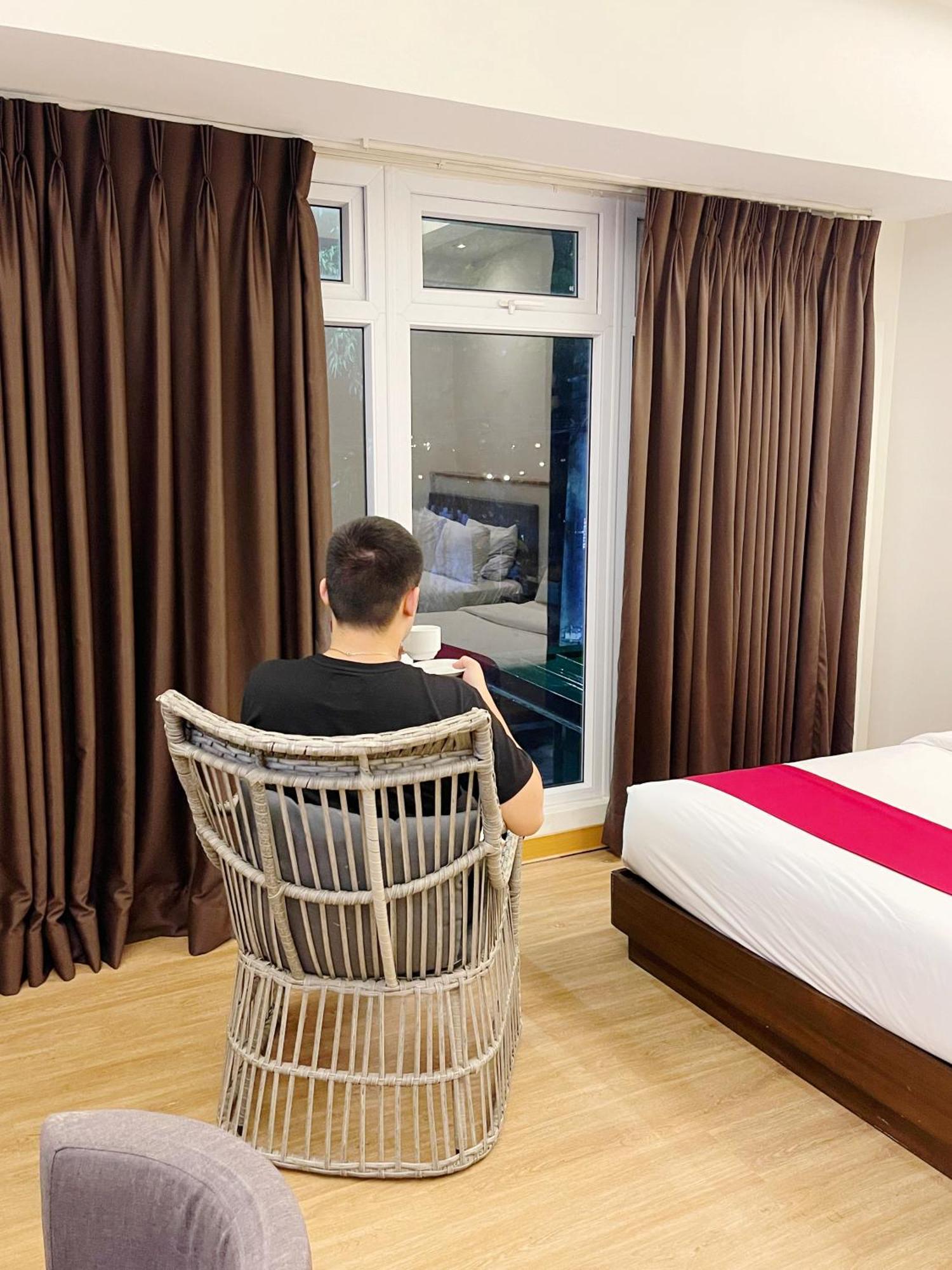 Airo Hotel Manila Bagian luar foto